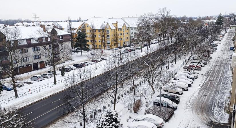 Hétvégére megint jön a havazás - mutatjuk, hol esik a legtöbb hó