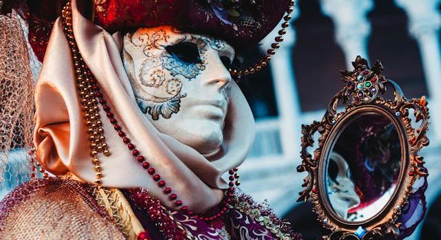 Itt a farsang – Áll a Bál!