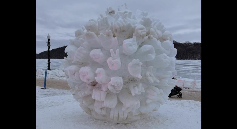 ICE-ellenes szobrot csinált az amerikai csapat a jégszobor-világbajnokságon, ezért kizárták őket