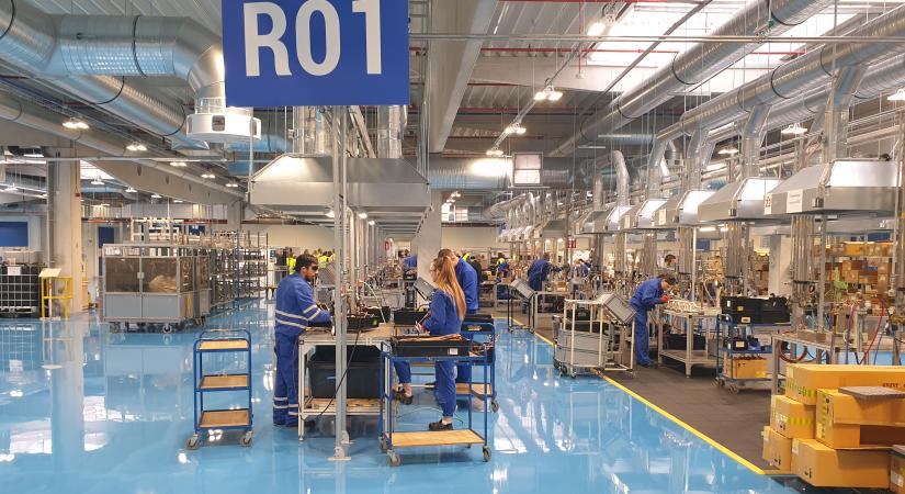 Üresen konganak az eurómilliárdokért kiépült üzemcsarnokok – így olvadtak el a hőszivattyúsok európai álmai