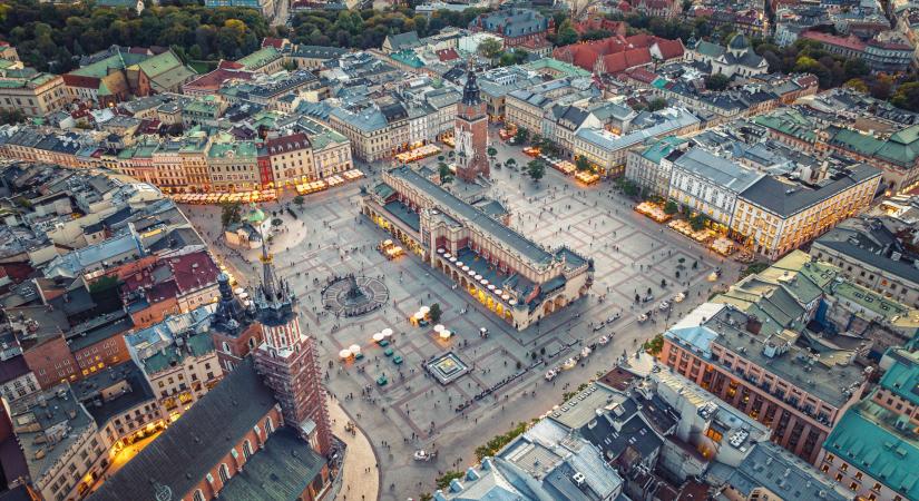Kanyarban is gyorsulni tudott a közép-európai gazdaság