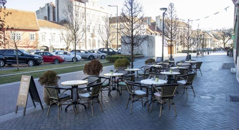 Kormányzati akcióterv: 100 milliárd forintos támogatás a vendéglátó szektornak