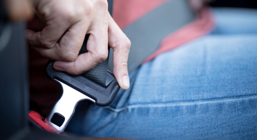 Rettentő válaszok: a magyar autósok elmondták, miért nem kötik be magukat