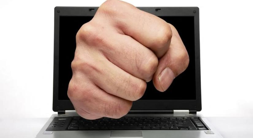 Majomnak csúfolják a fiatal szőrös nőt – ez volt a reakciója