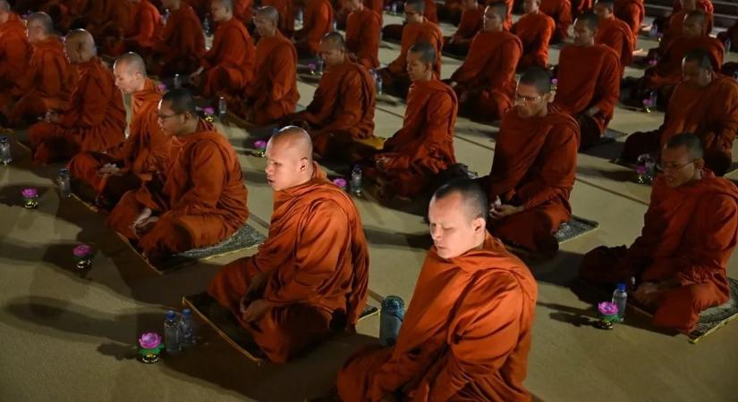Szex, drog és botrány: buddhista szerzetesek buktak le egy razzia során