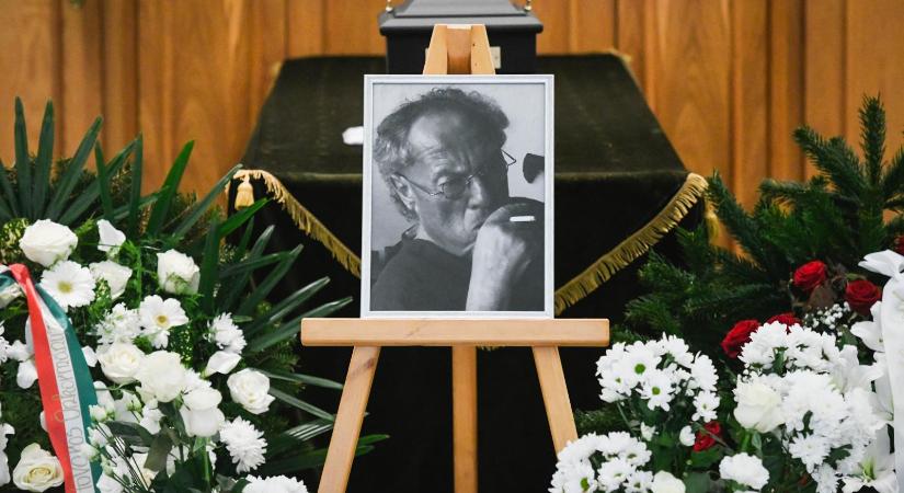 Elbúcsúztatták Kenedi Jánost