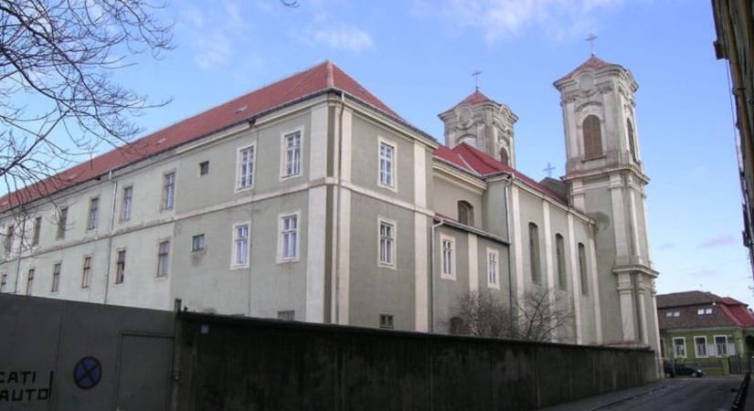 A rablóállam esete a védtelen állampolgárokkal és a jogállamiság illúziójával