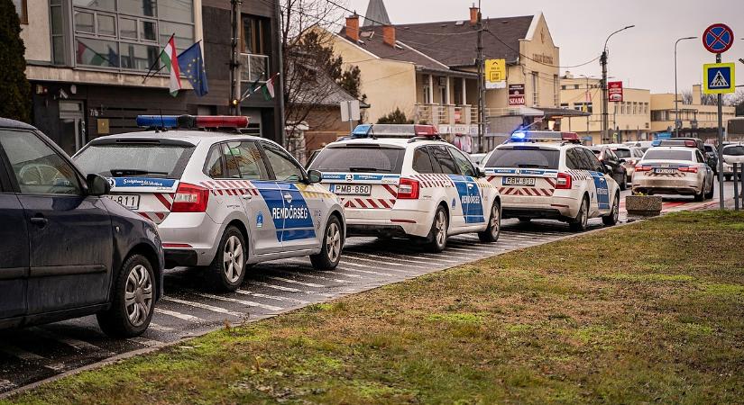 Eszkalálódik a bombahelyzet: egy Pest megyei városban is kőkemény fenyegetést kaptak