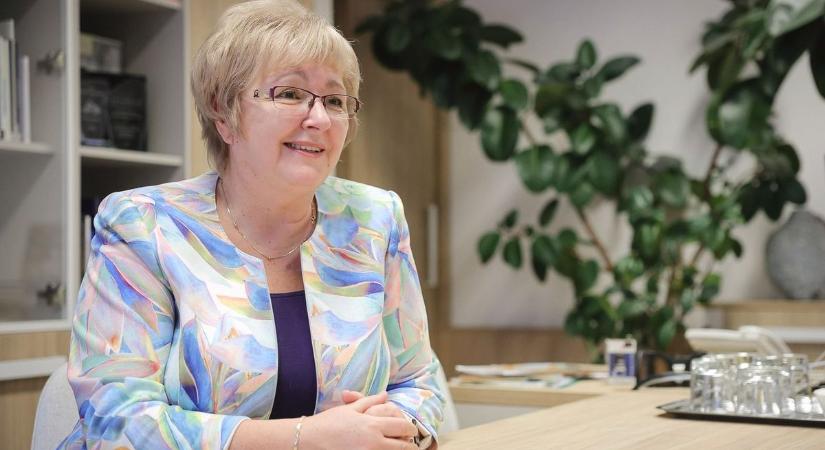 „Ez nem csak az én díjam” – Tőzsér Istvánné a Bródy Sándor Könyvtár sikereiről mesélt