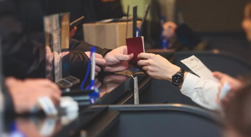 Egy friss eset rávilágít: egyetlen hiba az útlevéllel, és ugrott az utazás