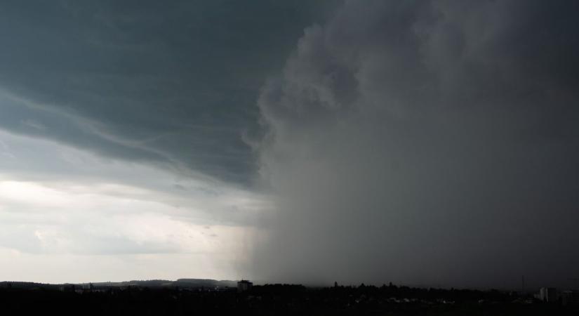 Szürke felhők teszik borongóssá a szombatot Heves vármegyében