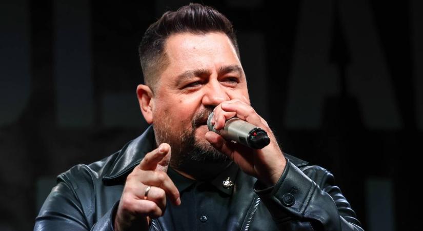 Ábrahám Róbert Caramelről: „Egy asszonyon keresztül szólította meg őt is a kígyó, a feleségén keresztül, ez borzasztóan fáj”