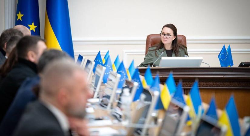 Szviridenko: a kormány forrásokat utal ki generátorok és inverterek beszerzésére a többemeletes lakóházak számára