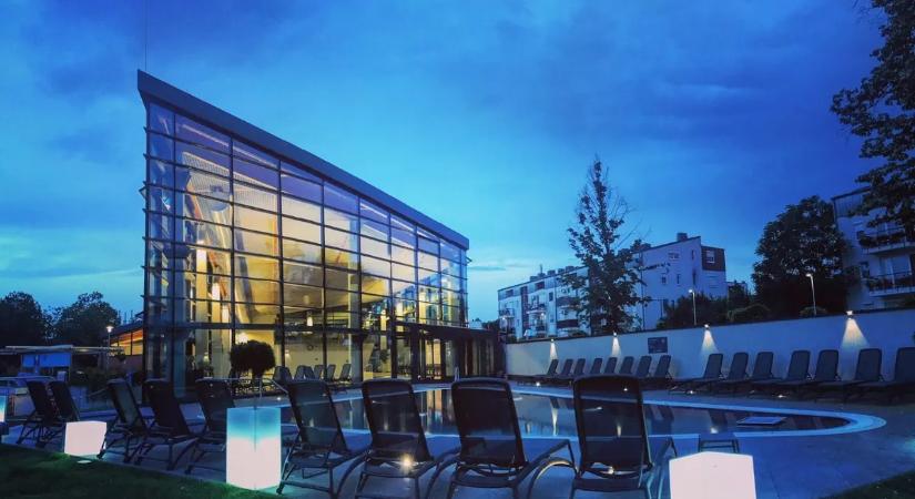 Ezekben a budapesti fürdőkben változik az esti nyitvatartás