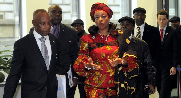 Mintegy 900 millió forintért vásároltatott be a luxusáruházban a miniszterasszony