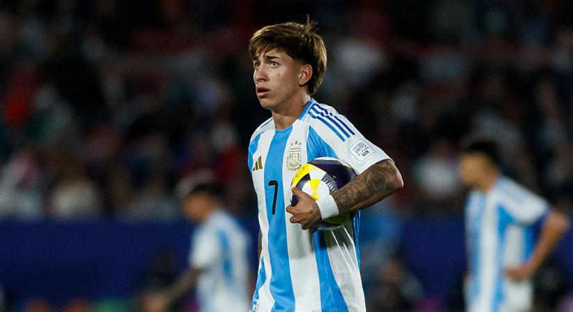 Az Ajax ajánlatot tett a Vélez Sarsfield tehetséges játékosáért – sajtóhír