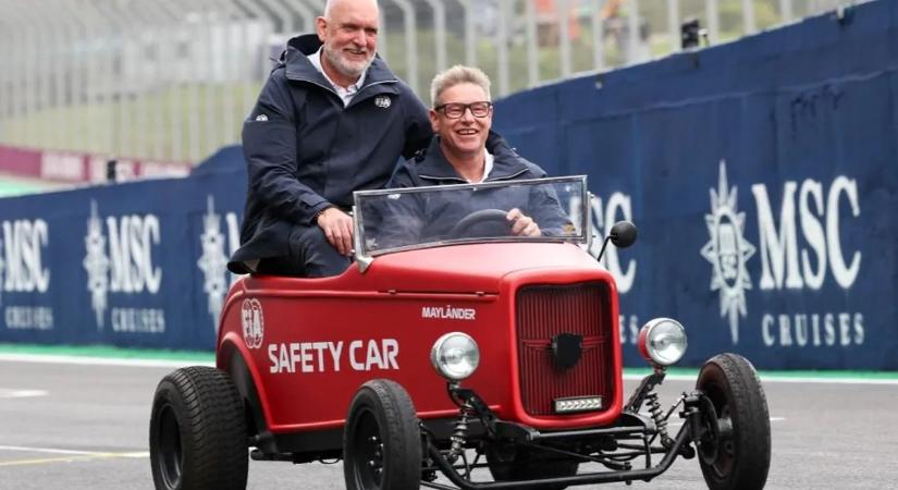 Elképesztő mérföldkőhöz ér a Forma-1 legendája, aki sosem indult F1-es versenyen