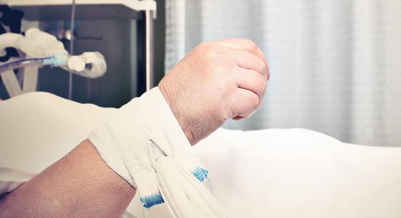 Akkora a szakemberhiány, hogy ellehetetlenülhet a betegek ellátása a Nyírő Gyula országos pszichiátrián, osztályok bezárását sürgetik