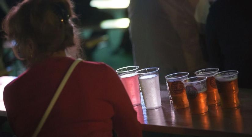 Forradalmi megoldással védik a fiatalokat a szolnoki bulihelyeken, azonnal bevezetik