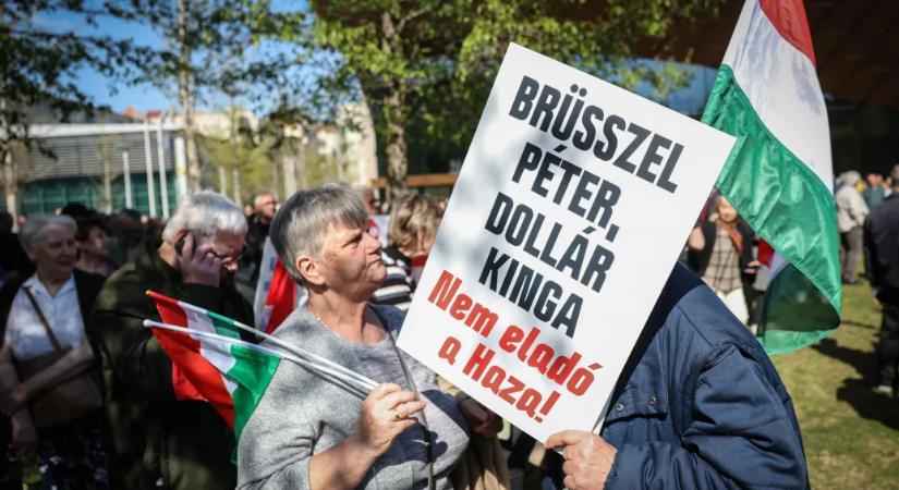 Buda Péter: Egy súlyosabb orosz akció nyitányai lehetnek a magyar ellenzéket célzó dezinformációs műveletek