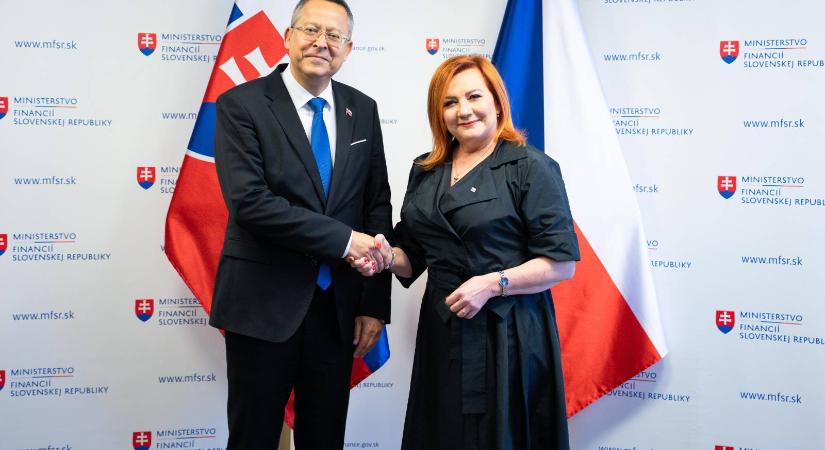 Közösen üzent Brüsszelnek a cseh és szlovák miniszter: A vétójog az egyenlőség zálóga