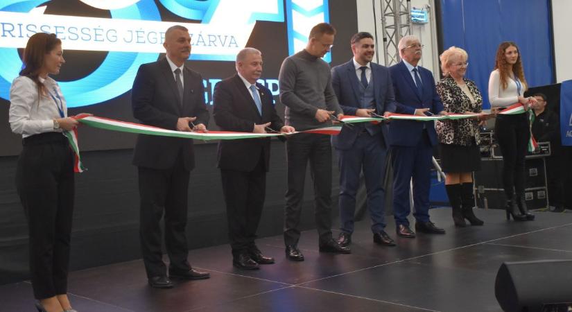 Újabb fejlesztés Karcagon: tovább írja sikertörténetét az Agrosprint – galériával