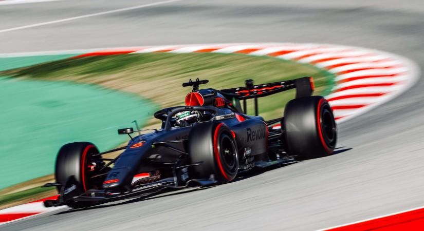 Kilométergyűjtés, tanulás, építkezés: így zárta első F1-es teszthetét az Audi