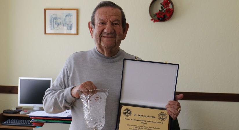 Gyászol a vármegyei futball-társadalom, búcsúzik a térség ügyvédi közössége