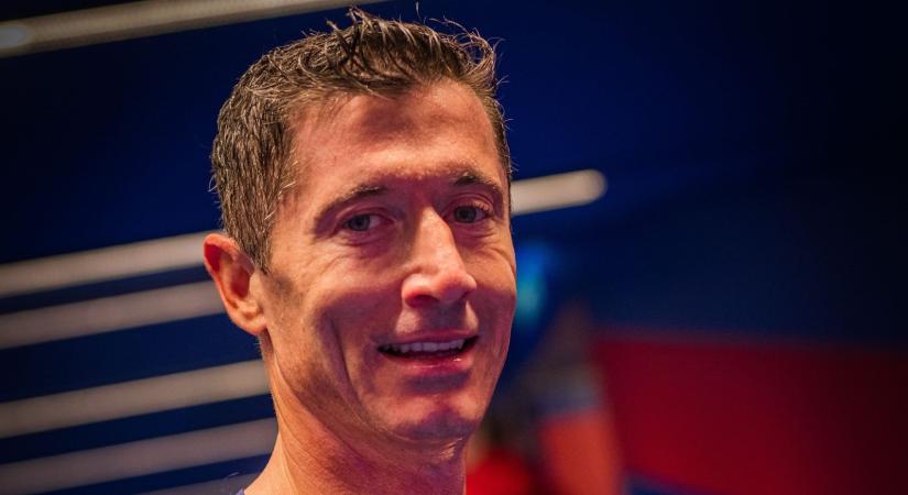 A felesége kikotyogta, Robert Lewandowski meddig marad Barcelonában