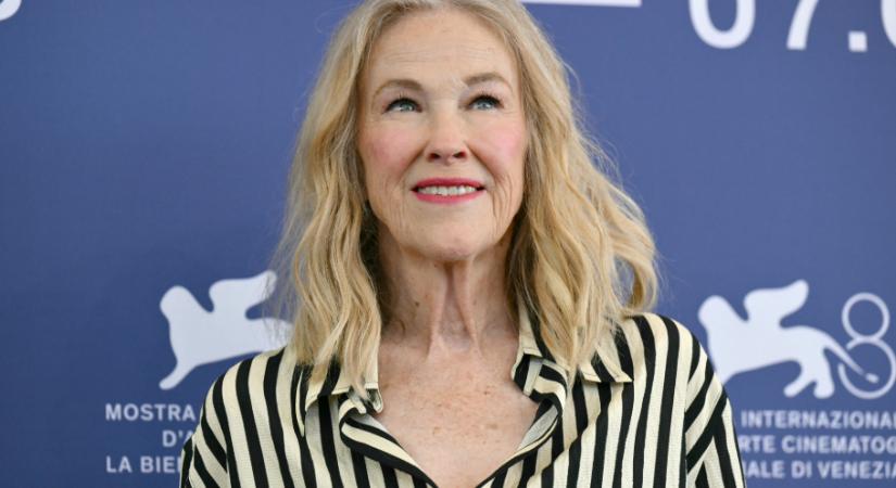 Elhunyt Catherine O’Hara, a Reszkessetek, betörők! színésznője