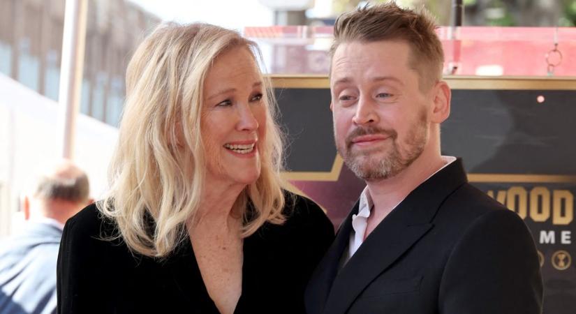 Így reagált Macaulay Culkin Catherine O’Hara halálhírére