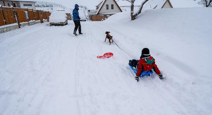 A tél belenyúlt a pénztárcákba: elképesztő számok jöttek a hószezonból