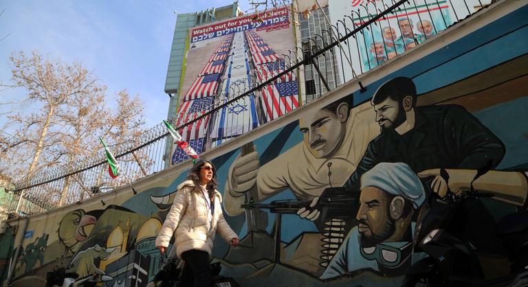 Donald Trump egyre többet követel Irántól, beszélt a katonai erődemonstráció céljáról