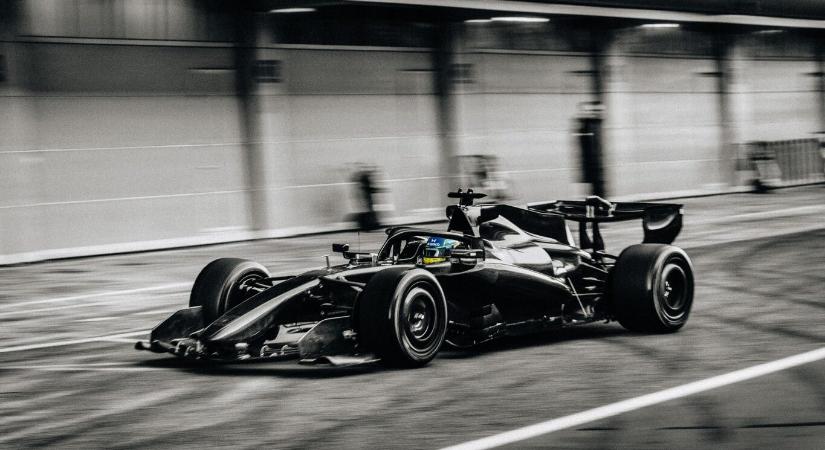 Alonso elégedett az Aston Martin első „igazi” tesztnapjával