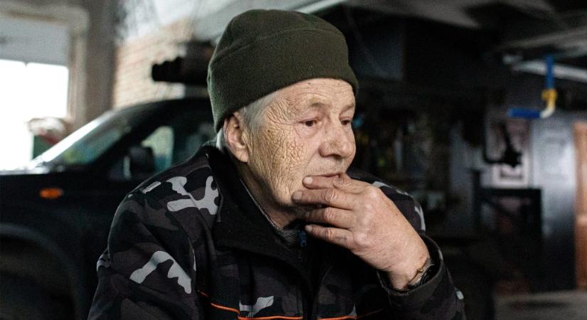 „Hadifogságba nem kerülök, mindig van nálam egy kis meglepetés” – rakétákat szerelnek és lőnek vissza a nyugdíjas Kaszpi Farkasok