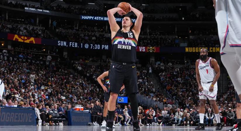 Jokics egy hónap után pazar játékkal tért vissza, tomboltak a denveriek