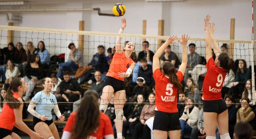 Országos diákolimpiai röplabdadöntő: a Táncsics mindkét csoportmeccsét behúzta