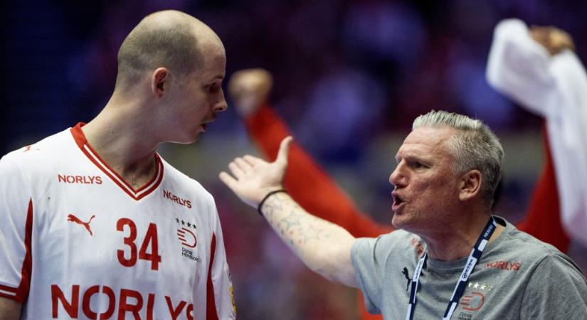 Kórházba vitték az Eb-elődöntőről a dán kézicsapat óriását