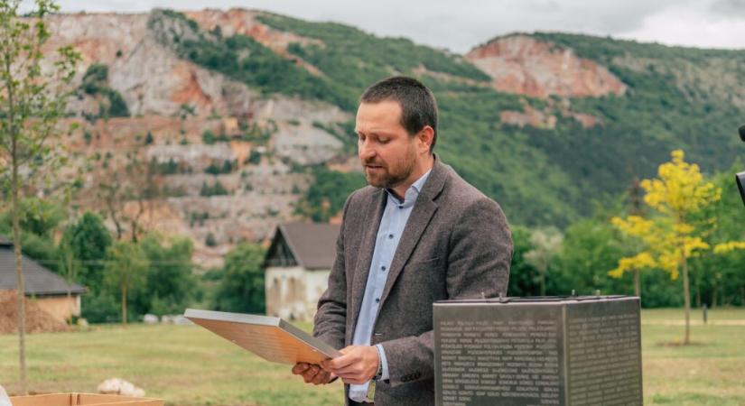 Szabadlábra került a Beneš-dekrétumok ellen tüntető felvidéki magyar politikus
