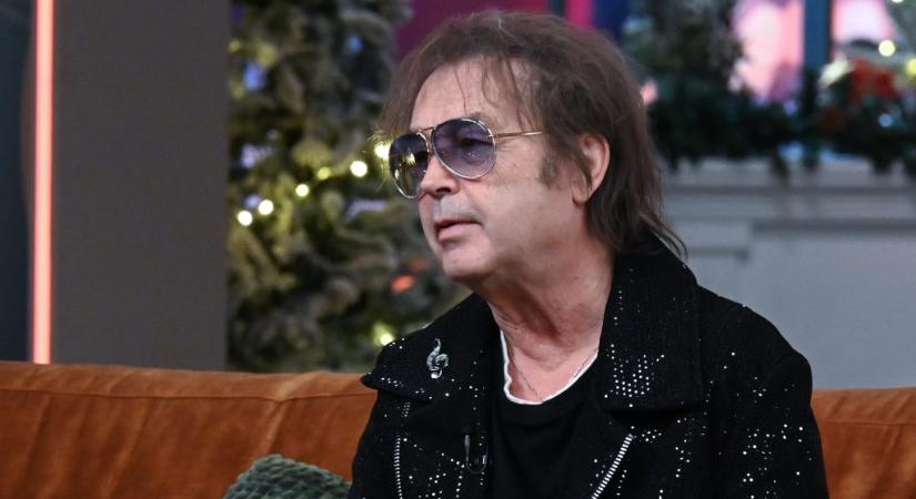 Szikora Róbert egyik közös dalukkal emlékezett meg Fenyő Miklósról