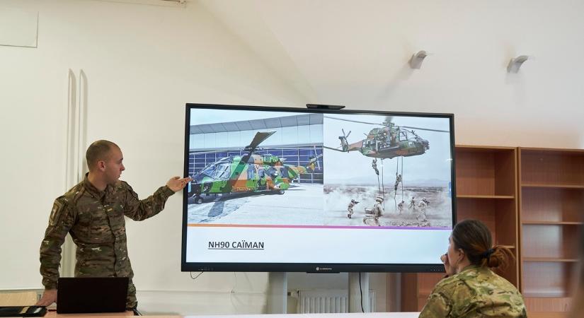 Francia tiszthallgatók vendégeskednek Vásárhelyen