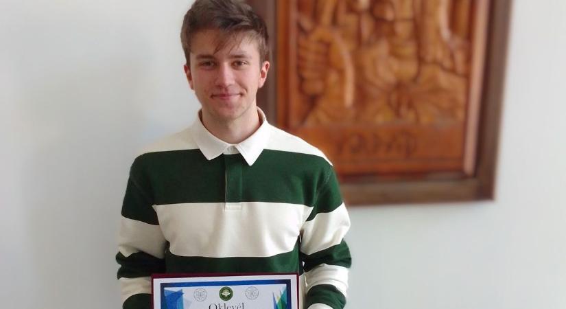 Világhírű egyetemre jutott be a tatabányai diák, most segítséget kér