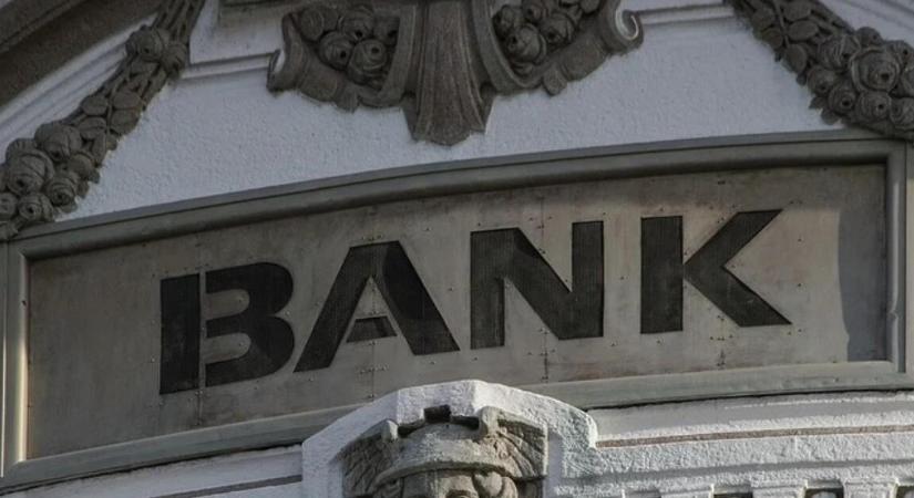 Elmaradt a rekordprofit a bankoknál