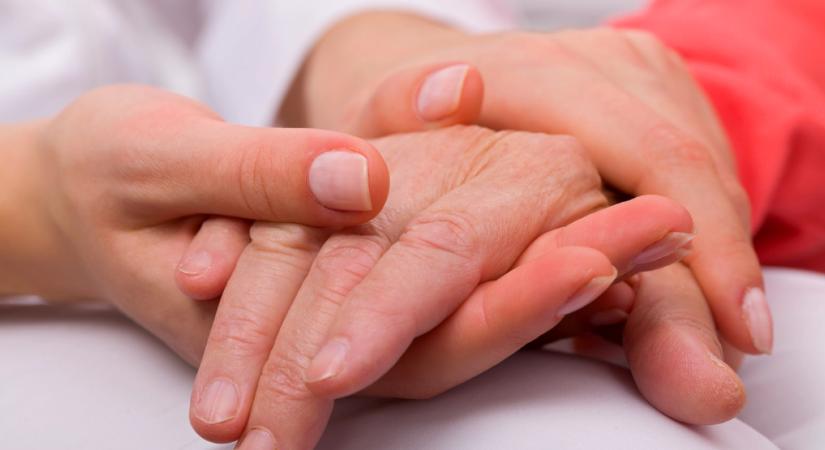 Már nem csak az idősebbeket fenyegeti a Parkinson-kór