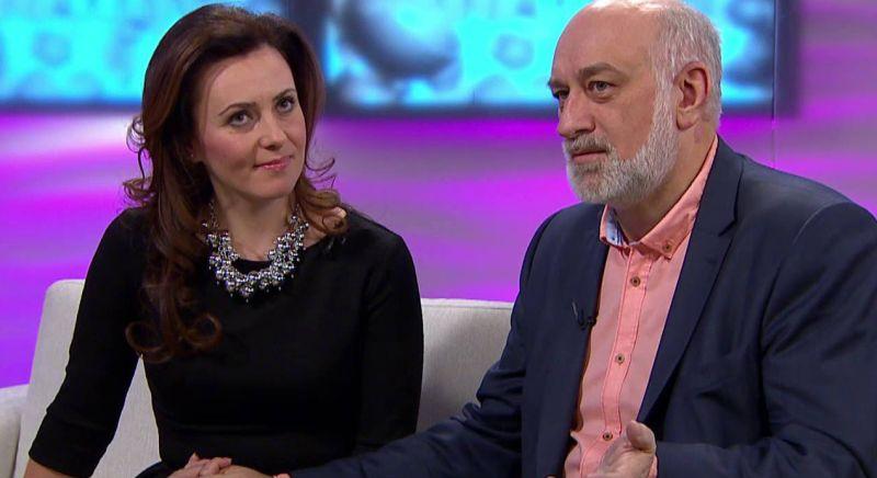 Jaj, ne: Csézy politikusnak állt, sikeresebb lesz, mint énekesnek?