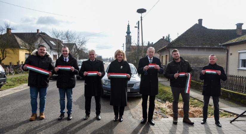 Új lendület a somogyi falvakban: utak, közvilágítás, tisztább környezet