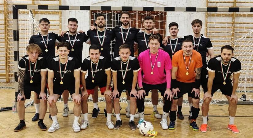 Döntőbe jutott a címvédő, de új bajnokot avattak Makón