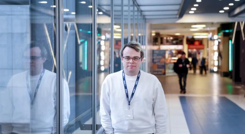 Putyin most neveli ki a gyerekekből a hozzá lojális új generációt