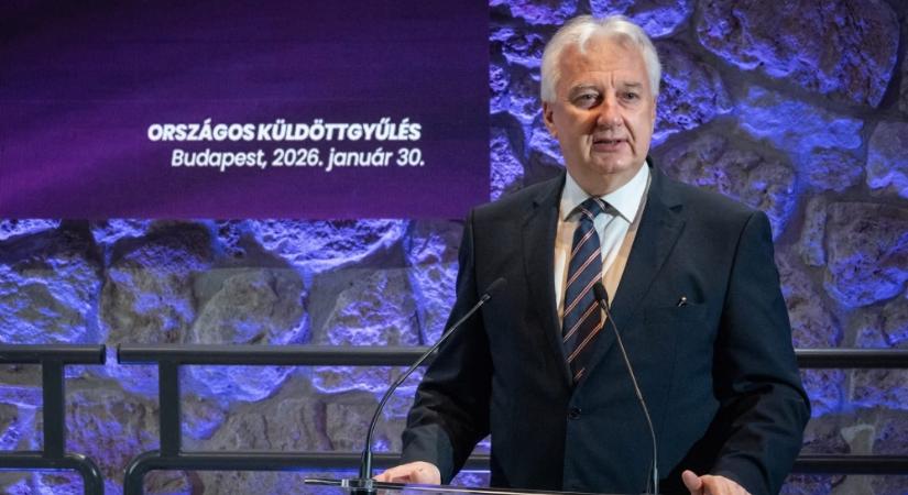 Az örökkévalóság pártja vagyunk, az időtlen keresztény értékeket képviselve - Semjén Zsolt az Ifjúsági Kereszténydemokrata Szövetség küldöttgyűlésén