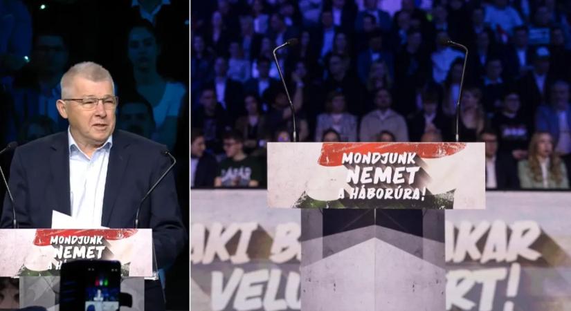 Szabó Zsolt a Háborúellenes Gyűlésen: A munkához béke kell!